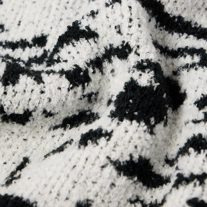Panku Sweater White / Black